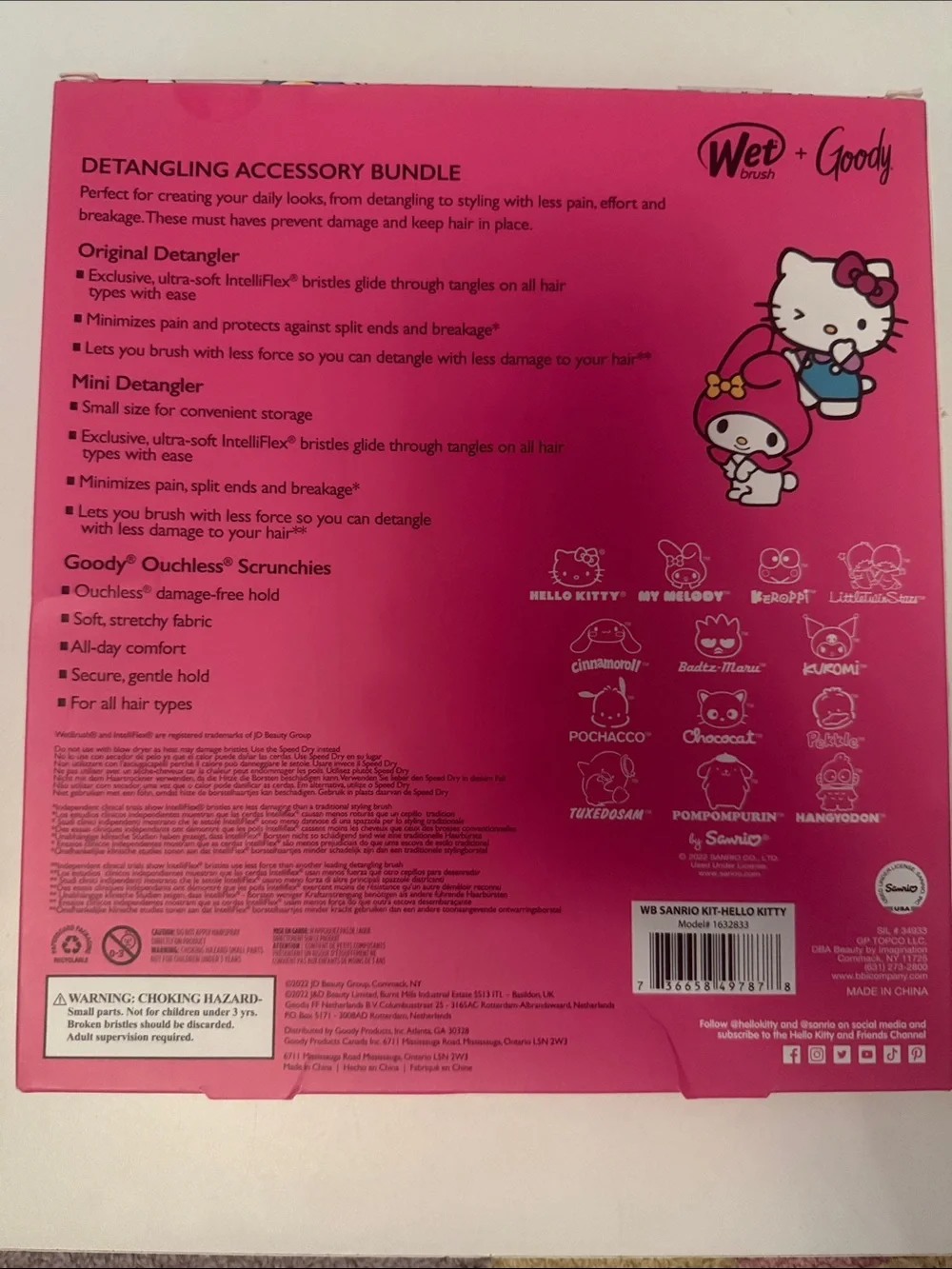 Hello Kitty Pink Wet Brush Detangling Accessory Bundle with Scrunchies